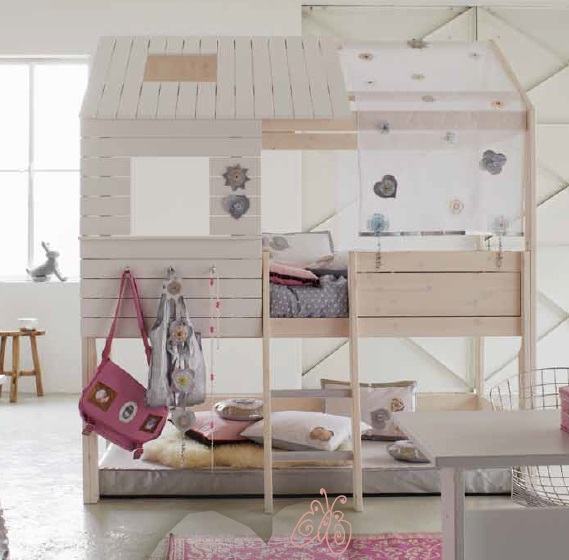 Nordica Casetta legno alto letto per bambini Belvi camerette Torino